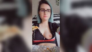 Eating Vegan Nachos with Tiddy out