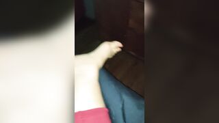 Foot Movie what Color Nail Polish?