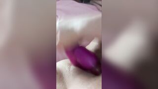 Hottie cougar Fucking herself with a Sex Toy.