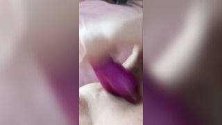 Hottie cougar Fucking herself with a Sex Toy.