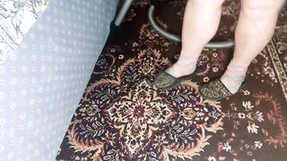 Beauty Chubby Ellie Cleans the Bedroom with a Vacuum Cleaner