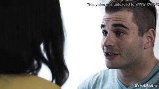 Slutty Stepmom Sovereign Syre Wants Jizzed From Her Stepson