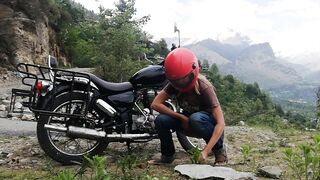 Took a Brake on the Road to Pissing 1080HD
