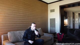 Cumshot from a French Tourist - he Jizzes in her Tight mom