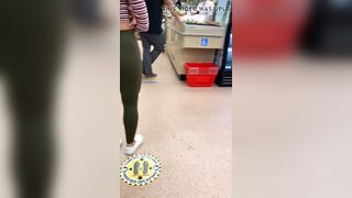 Latina 19 Year Mature candid butt at grocery store.