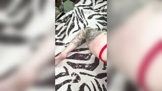 HOE-GETS-WHIPPED-AND-BEAT