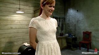 Red Head lover whips booty to lesbo