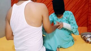 मेरा देवर मुझे जबरदस्ती चोद देता है कभी भी में
