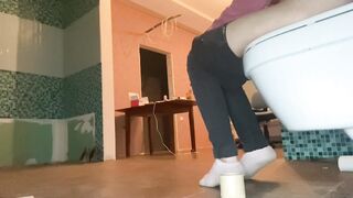 I Peed inside the Man's Mouth instead of the Restroom and made