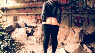 Outside Exhibitionist Fat Butt Cougar
