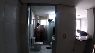 SURUBA NO VESTIARIO DA QUADRA DE FUTEBOL - Gaucho Pussyhunter