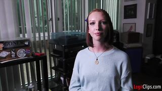 Hottie red haired hand job hoe Katie Kiss takes a magic wand