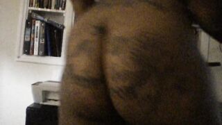 ANOTHER NUDE TWERK SESSION WITH MS. BETTY BOOMBOOM!!!