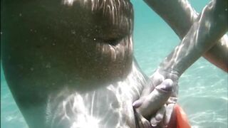 Amateur Ex-Wife Loves Swimming Nude and Milking Dicks Underwater until Ejaculates