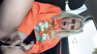 Blonde chick Fucks herself and Squirts inside Outdoors