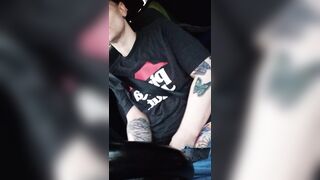 cougar Finds Satisfaction between Deliveries
