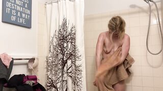 REAL NATURAL Step - Milf Shower Wc Movie before going to Work