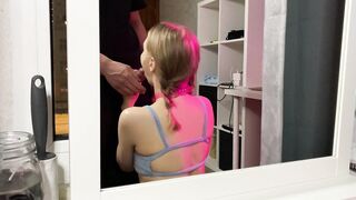 School Girl Lets Cum on her Hair for a new Iphone. best Fellatio
