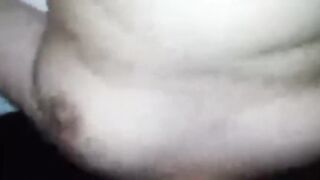 JE BAISE CETTE GROSSE CHATTE POILU