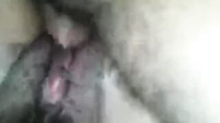 JE BAISE CETTE GROSSE CHATTE POILU
