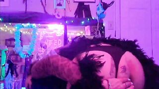 Goddess Web Cam cougar Kitty has Trouble with Dildo into her Butt, uses