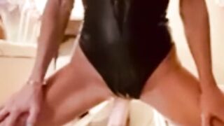 Skinny milf Jack’s off Big Penis and Trains Tight Cunt @MsUnderstood69