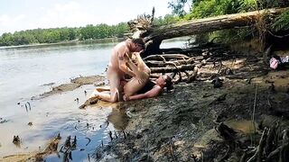 Thick ex-wife pounded into the mud on a nature walk
