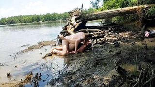 Thick ex-wife pounded into the mud on a nature walk