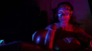 Boxing Fight Long Penis into the Left Corner Ex-Wife into Gloves into