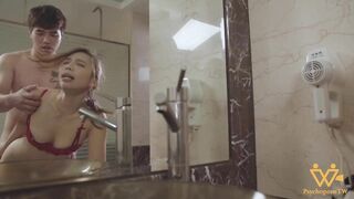 Steamy sexy Sex with chinese cougar into the toilet- PsychopornTW.com