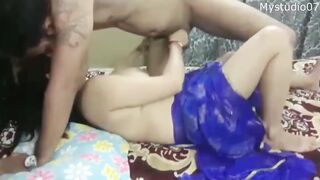 My first time sex experience with stepmom!! My father don't