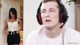 Crazy Stepmom Riley Jacobs fucks gamer Stepson