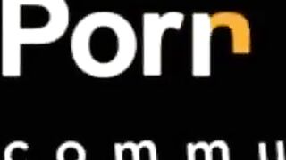 JE BAISE SON CUL ROND