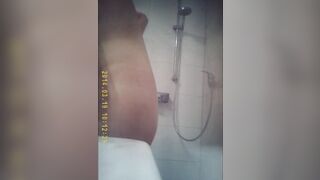 Cutie teens yo with Hottie body in shower