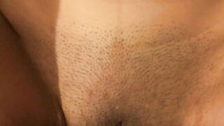 YOUNG TEEN TRIES A LONG DICK INSIDE HER TIGHT TWAT