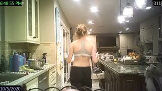 Amrican barely legal kitchen bra secret web webcam leak 1005 (NN NS)