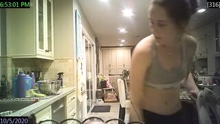 Amrican barely legal kitchen bra secret web webcam leak 1005 (NN NS)