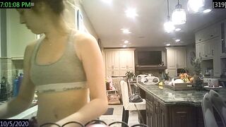 Amrican barely legal kitchen bra secret web webcam leak 1005 (NN NS)