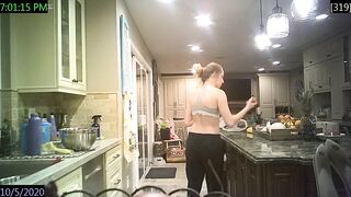 Amrican barely legal kitchen bra secret web webcam leak 1005 (NN NS)