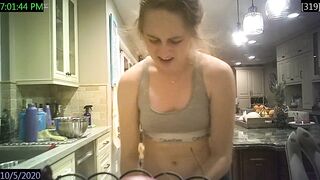 Amrican barely legal kitchen bra secret web webcam leak 1005 (NN NS)