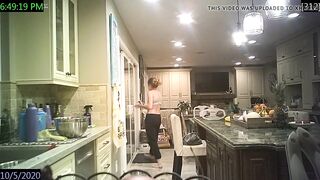 Amrican barely legal kitchen bra secret web webcam leak 1005 (NN NS)