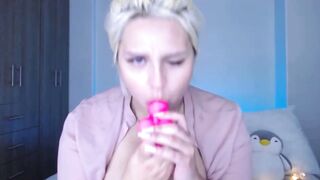 BBW blonde oiling tits and deepthroating toy