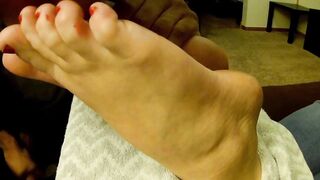 Jen's messy toes