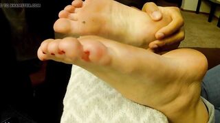 Jen's messy toes