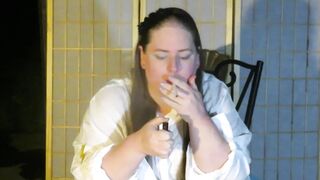 BBW Smoking a Marlboro Red 100