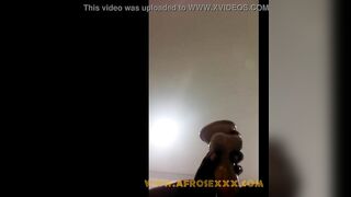 sextoy vagina fucked close up