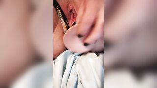 A Beauty Slutty mom and her Pulsating Snatch
