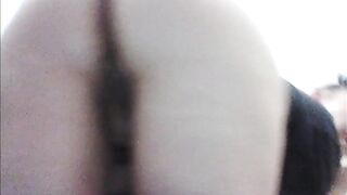 CREAMY TWAT RIDES SEX TOY