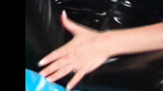 Lesbo Bdsm #1 - Dyke celebration of vibrators and leather