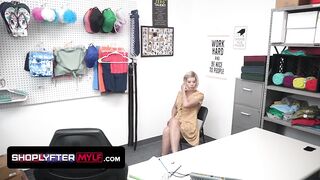 hot Older Blonde Amber Chase Pays for Underwear with her Cunt